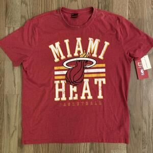 Lucky Brand Miami Heat Shirt Mens Xl Red Casual Basketball Fade Street Nwt